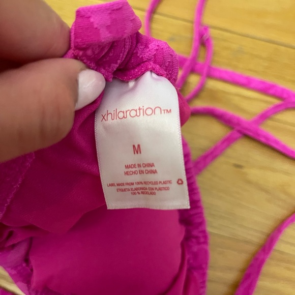 Xhilaration magenta/pink floral bikini size MEDIUM - Picture 3 of 3